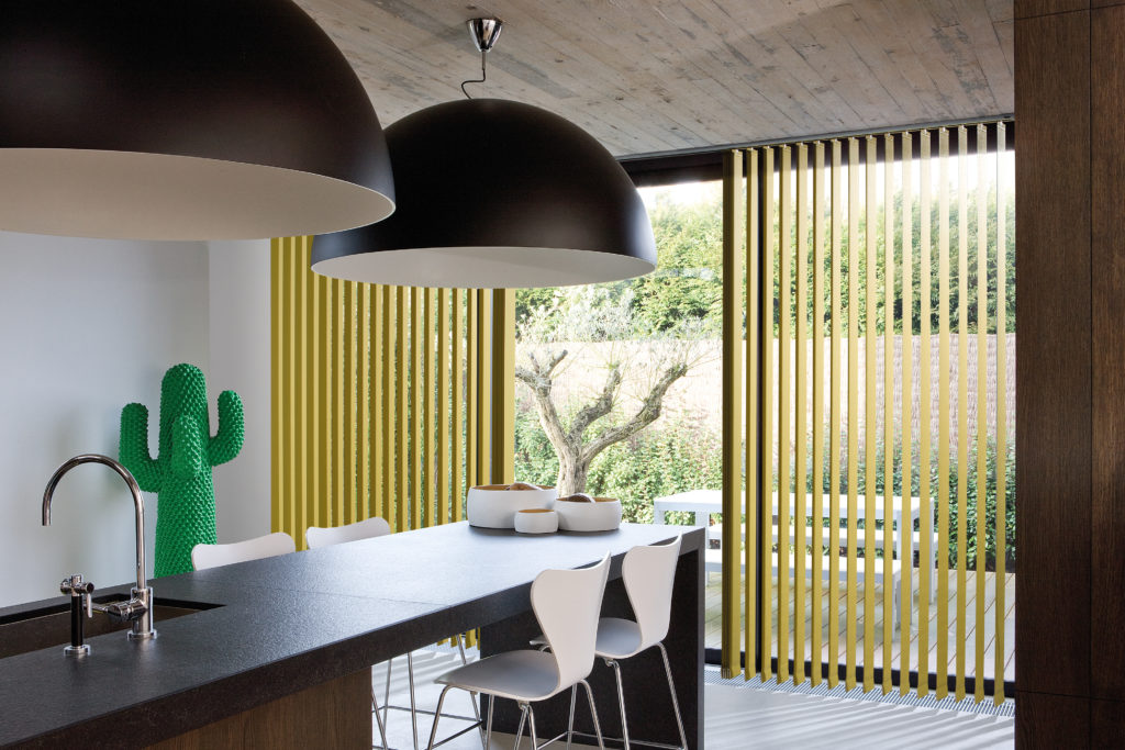 store à bande vertical